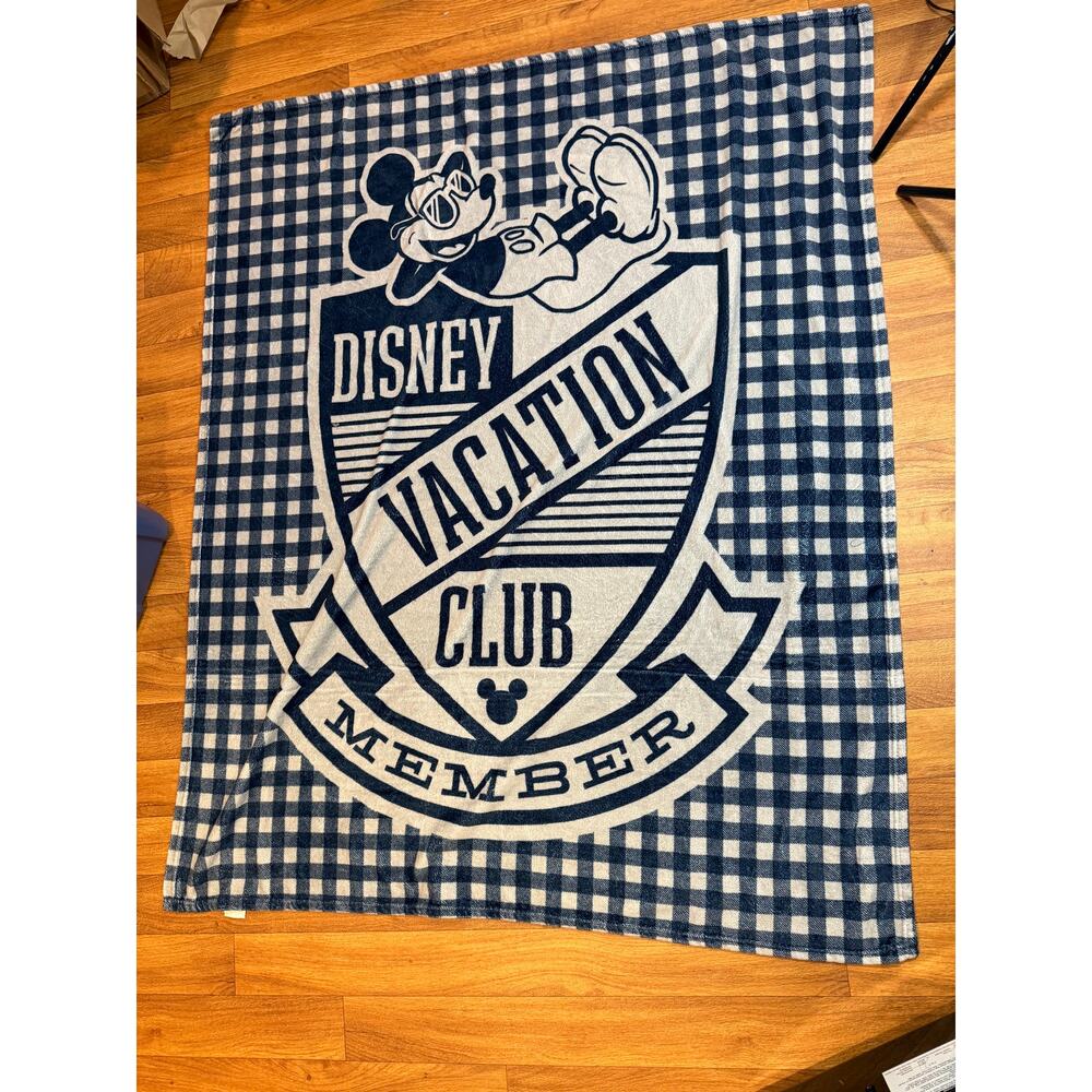 2021 disney vacation club member blanket DVC Gingham throw 64" x 50"